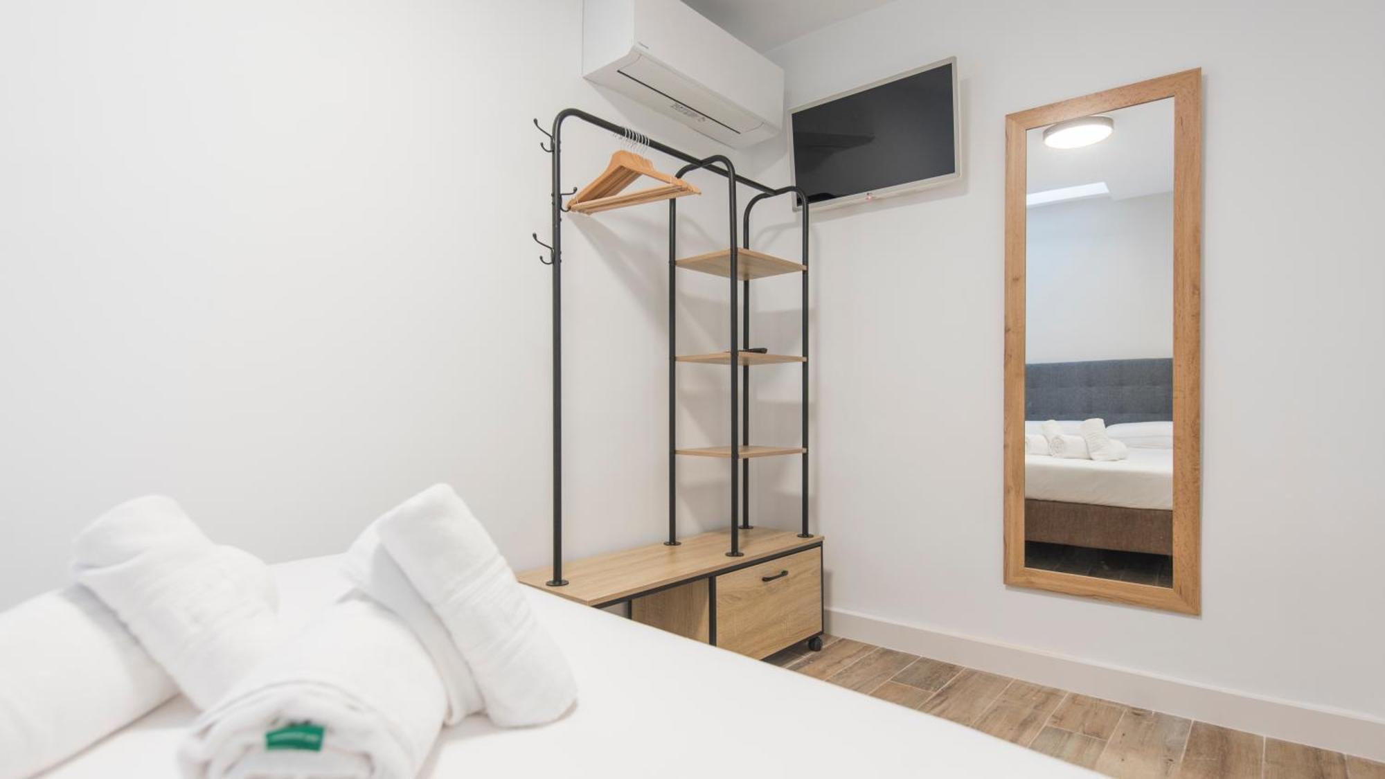 Granadal - Apartamentos Aloha โตเลโด ภายนอก รูปภาพ